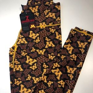 U of MN logo leggings- size Small